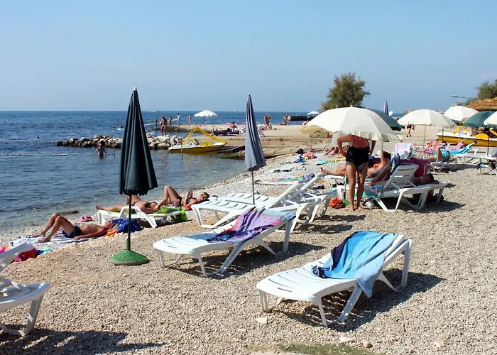 Luxury With A Swimming Pool Buici, - 13543 Poreč